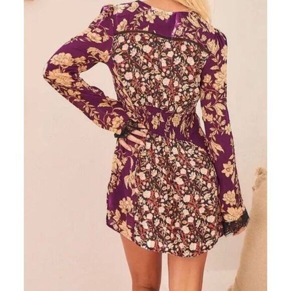 Free People | Odette Floral Long Sleeve Tunic size m - Picture 9 of 10
